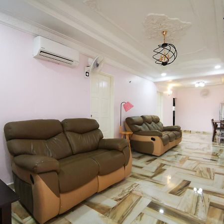 Bagan Terrace House Near To Sunway Carnival Mall, Seberang Jaya Villa Butterworth Exterior photo