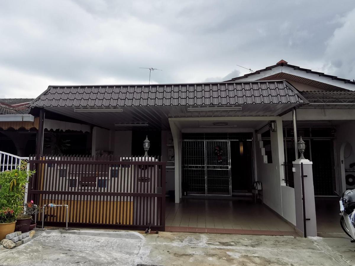 Bagan Terrace House Near To Sunway Carnival Mall, Seberang Jaya Villa Butterworth Exterior photo